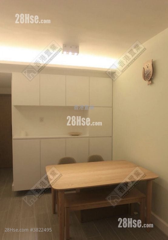 Metro Town Sell 2 Bedrooms , 1 Bathroom 513 ft²