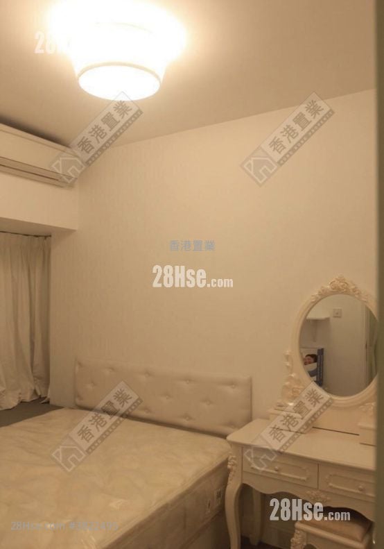 Metro Town Sell 2 Bedrooms , 1 Bathroom 513 ft²