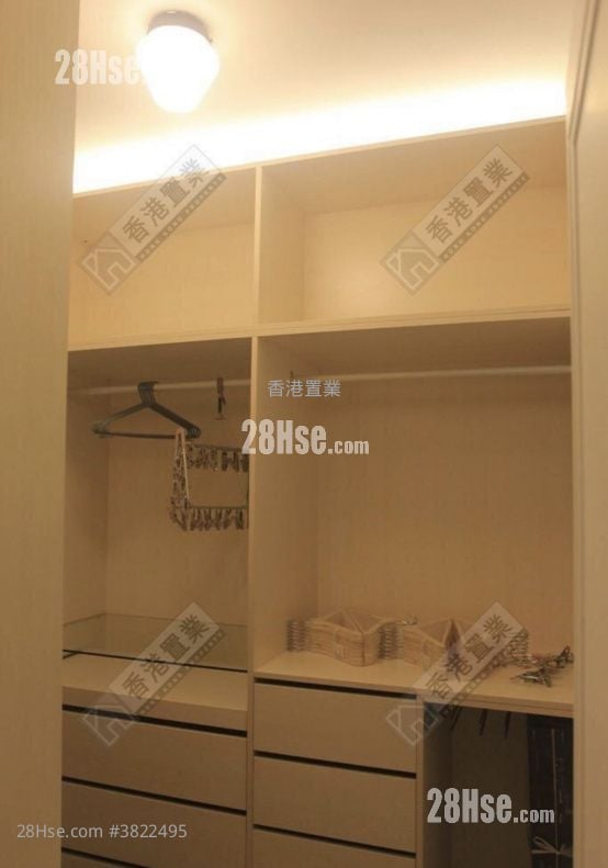 Metro Town Sell 2 Bedrooms , 1 Bathroom 513 ft²