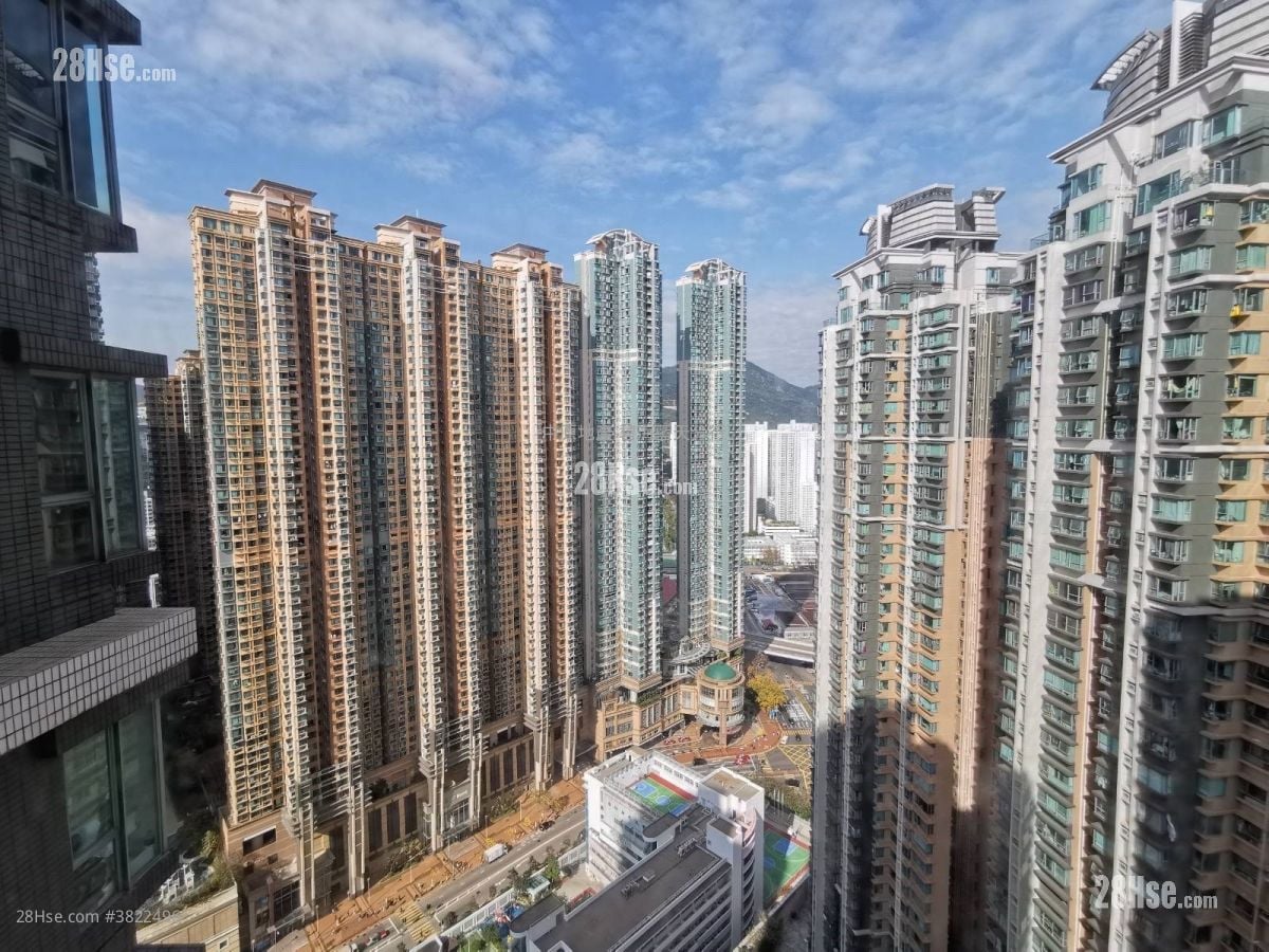 Aquamarine Sell 2 Bedrooms 510 ft²