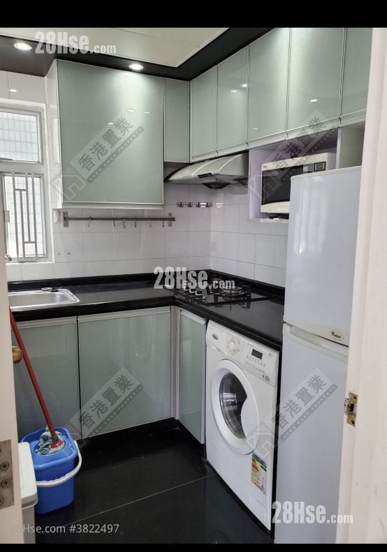 The Metro City Sell 3 Bedrooms , 2 Bathrooms 526 ft²