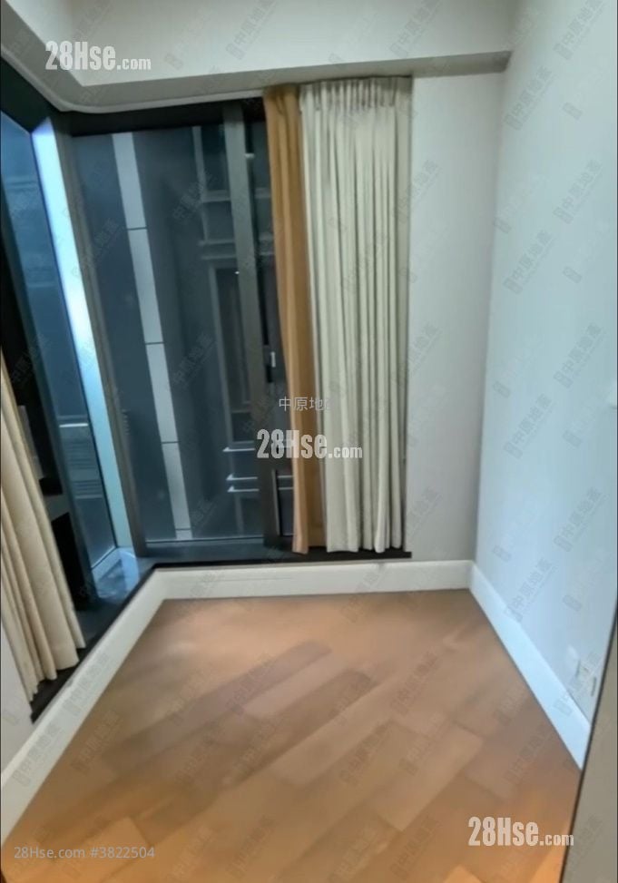 Eden Manor Sell 3 Bedrooms 960 ft²