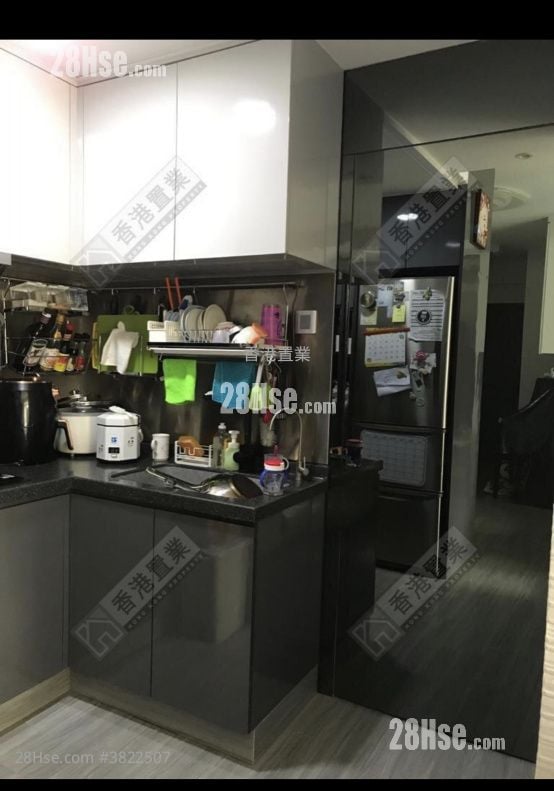 Bauhinia Garden Sell 2 Bedrooms , 1 Bathroom 431 ft²