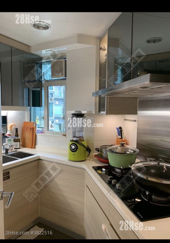 The Beaumount Sell 2 Bedrooms , 1 Bathroom 530 ft²