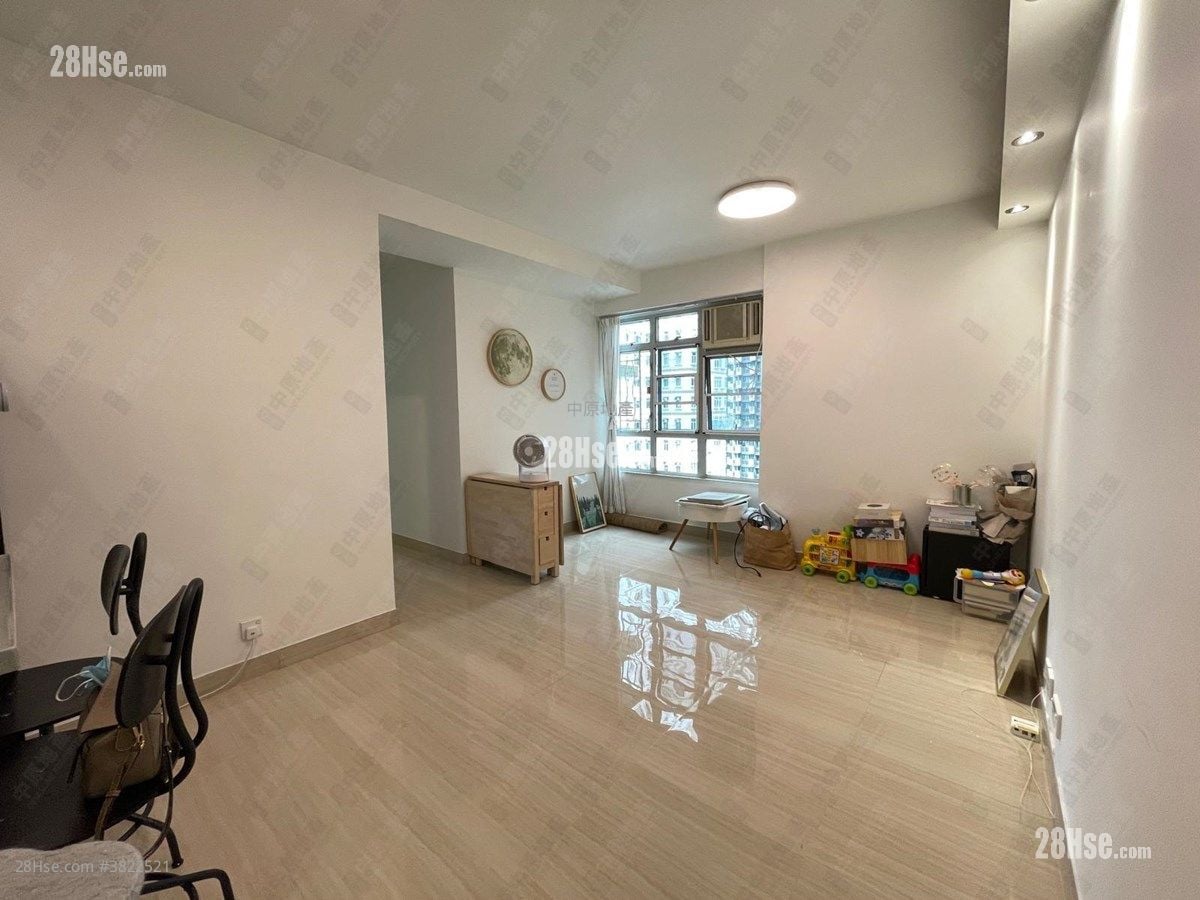 怡樂花園 售盤 3 房 , 1 浴室 511 平方呎