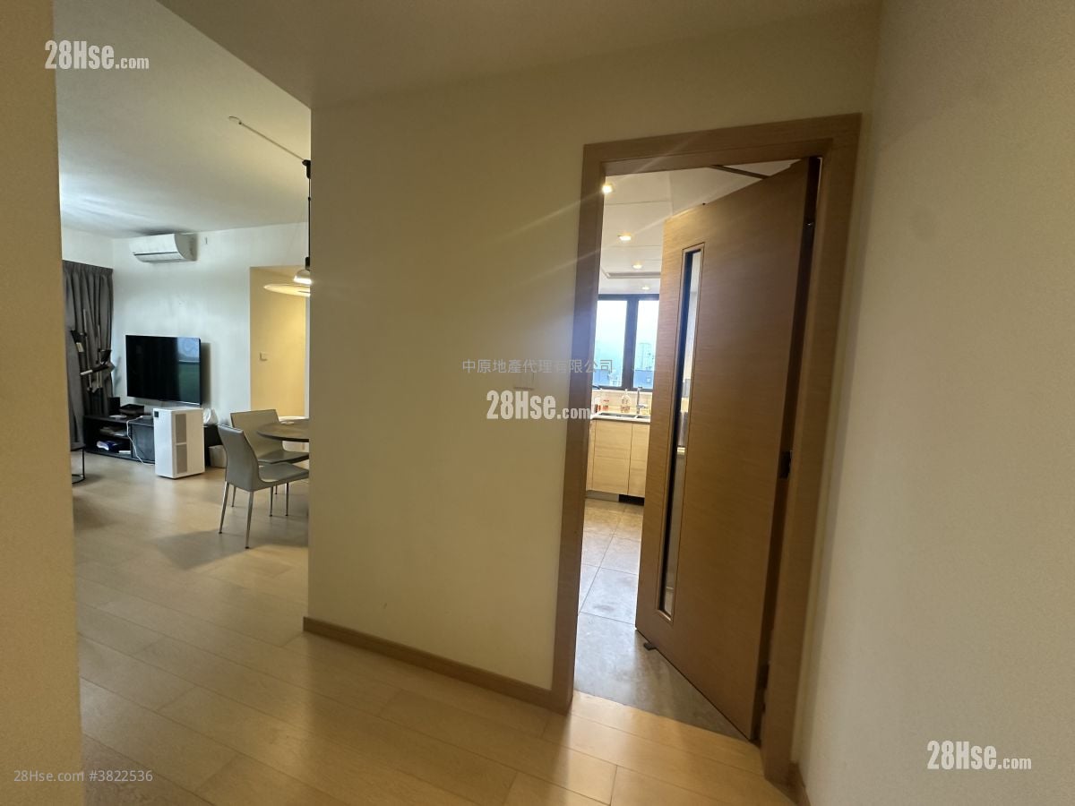 皓畋 租盘 3 房 , 2 浴室 975 平方尺