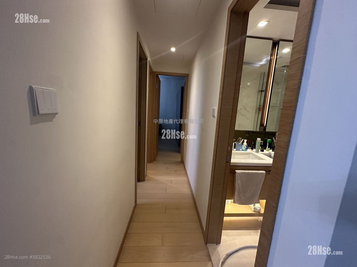 皓畋 租盘 3 房 , 2 浴室 975 平方尺