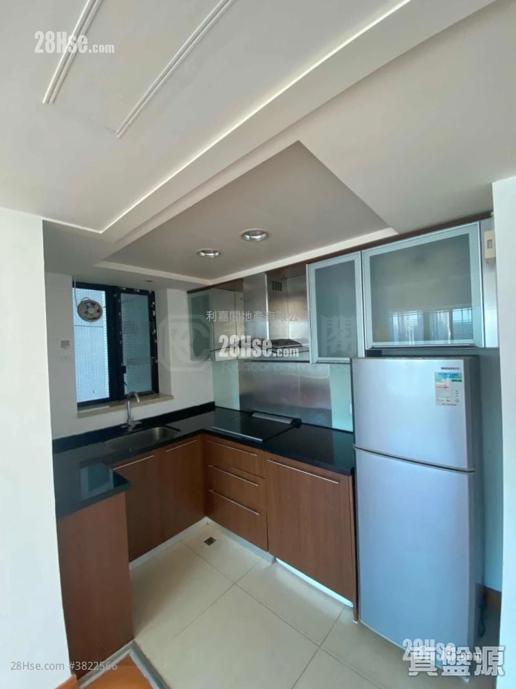 Chelsea Court Sell 2 Bedrooms 464 ft²