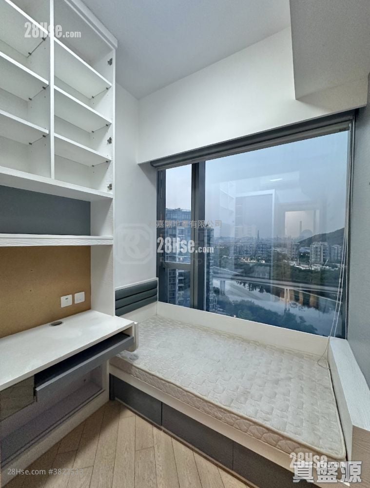 尔峦 售盘 3 房 765 平方尺