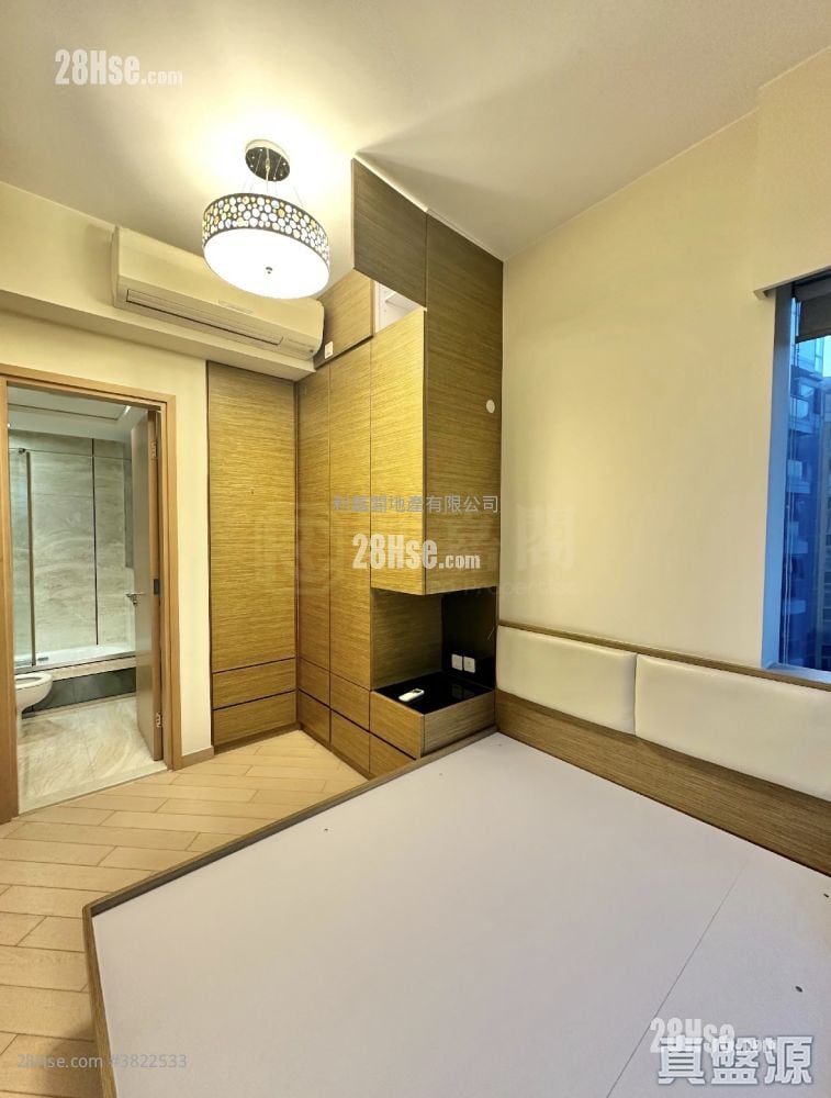 尔峦 售盘 3 房 765 平方尺