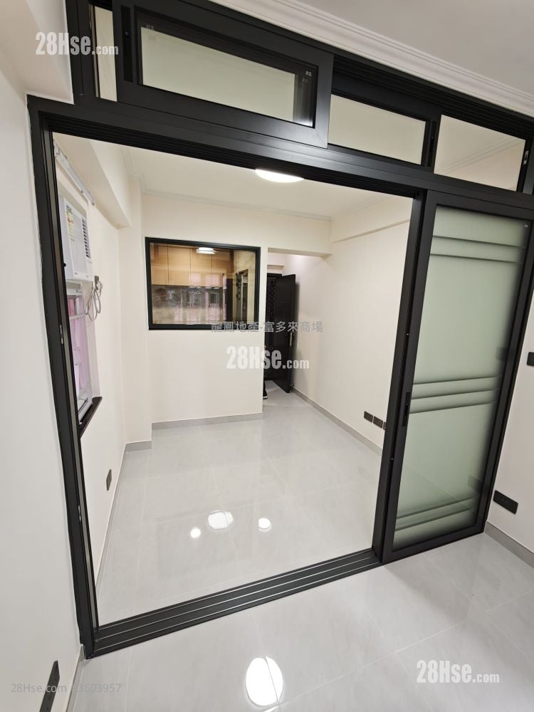 長興大廈 售盤 1 房 , 1 浴室 210 平方呎