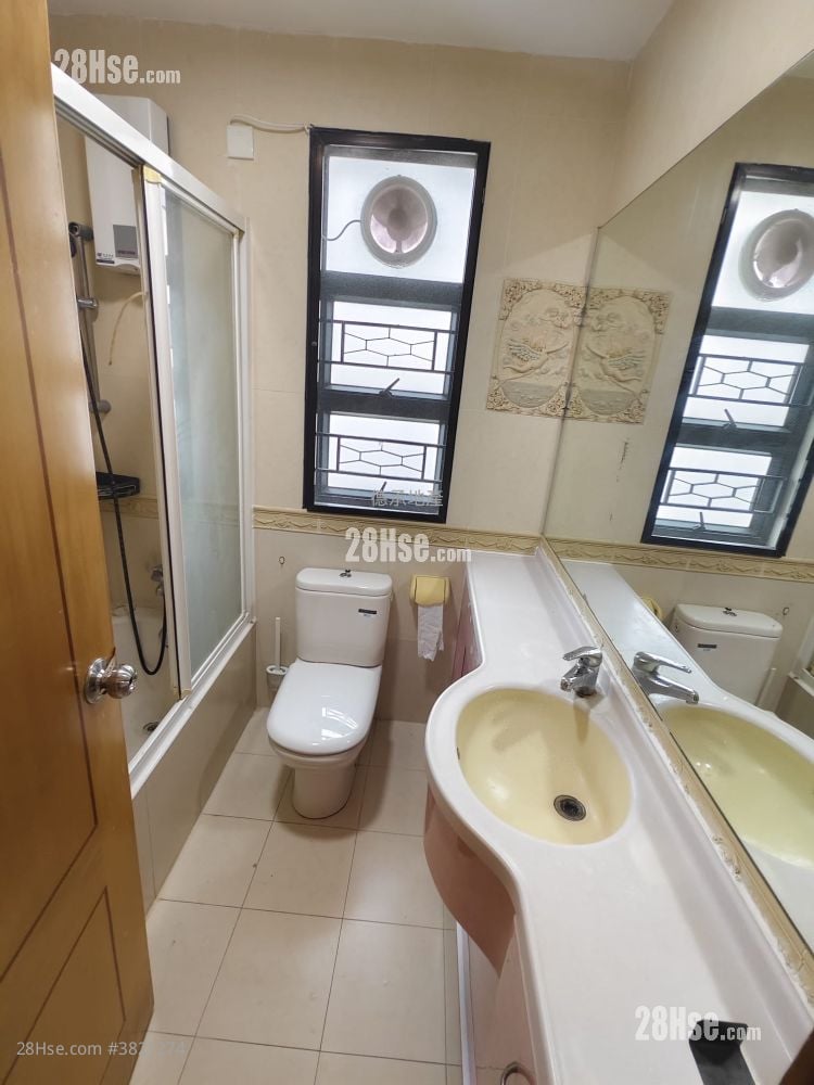 村屋 租盤 3 房 , 4 浴室