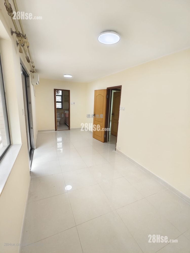 村屋 租盤 3 房 , 4 浴室