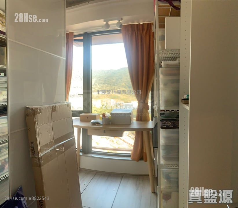 Wings At Sea Sell 2 Bedrooms , 1 Bathroom 495 ft²