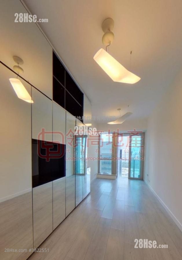 The Coronation Rental 1 Bedroom , 1 Bathroom 469 ft²