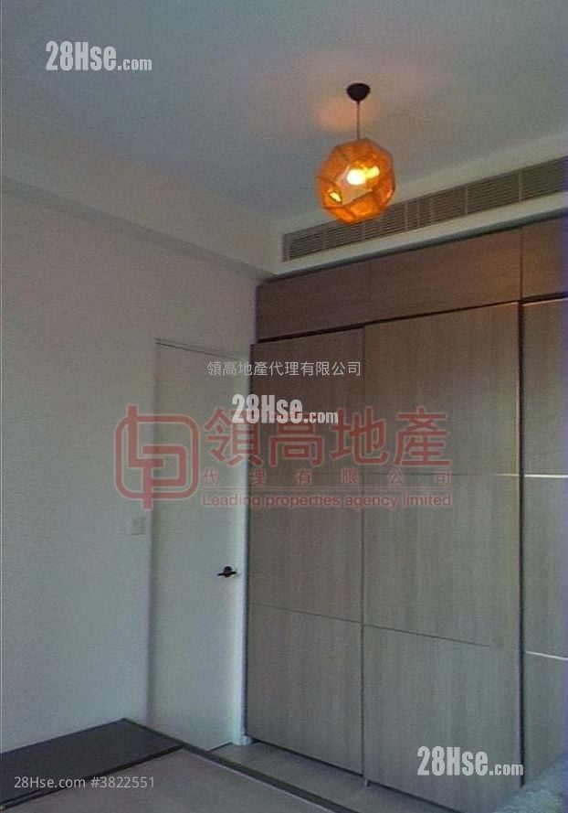 The Coronation Rental 1 Bedroom , 1 Bathroom 469 ft²