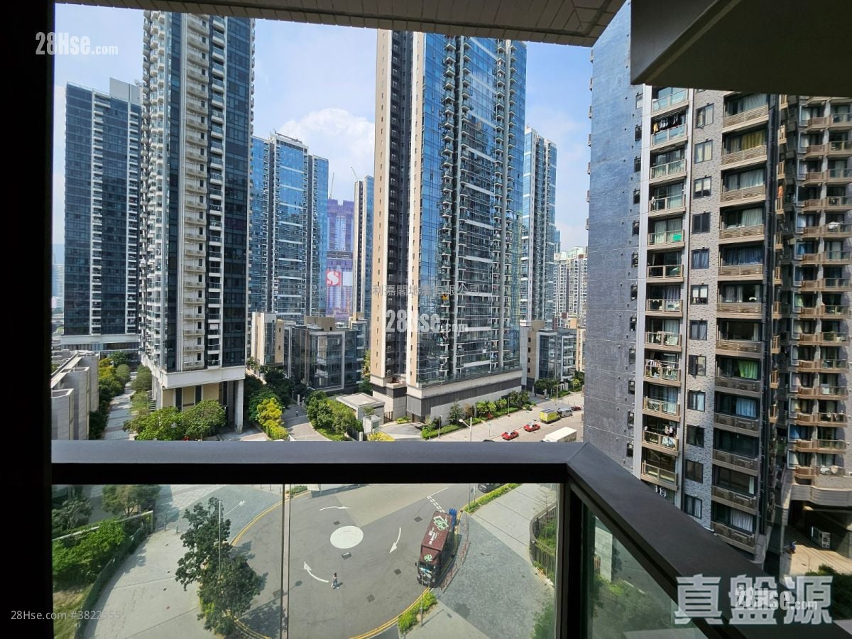 Vibe Centro Sell 1 Bedroom , 1 Bathroom 351 ft²