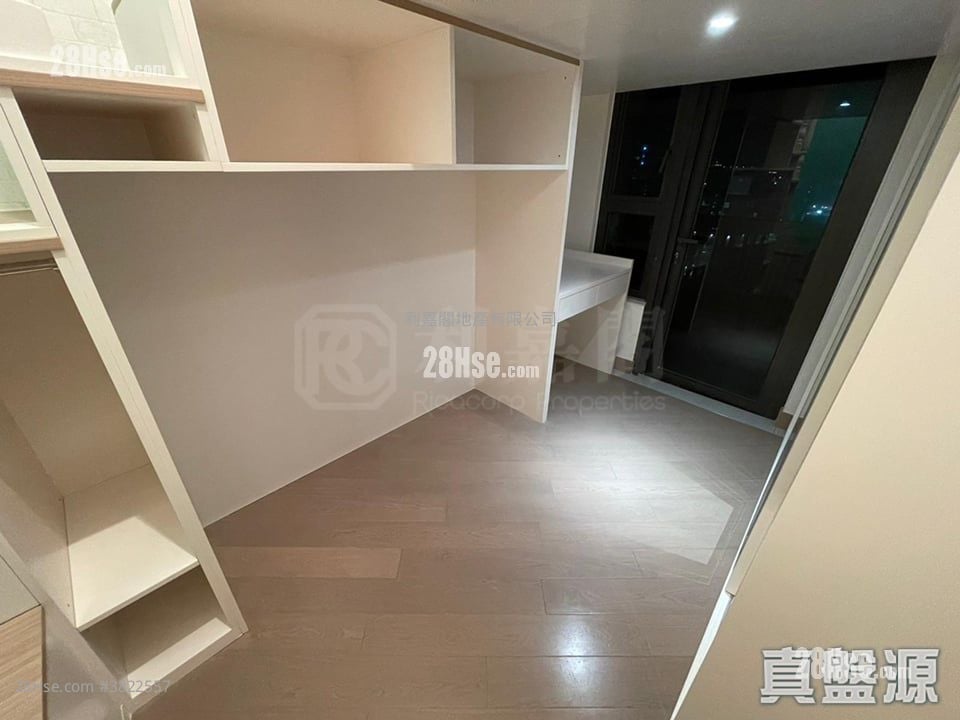 Wings At Seaii Sell 3 Bedrooms , 1 Bathroom 629 ft²