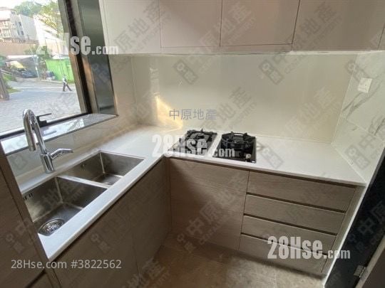 The Hampstead Reach Sell 4 Bedrooms 1,776 ft²