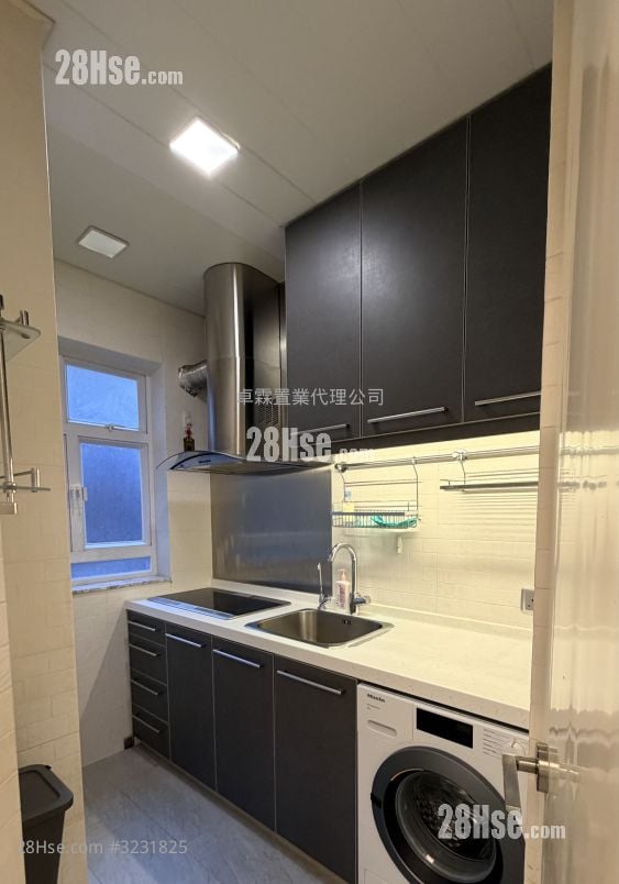 Wing Wah Mansion Sell 2 Bedrooms , 1 Bathroom 510 ft²