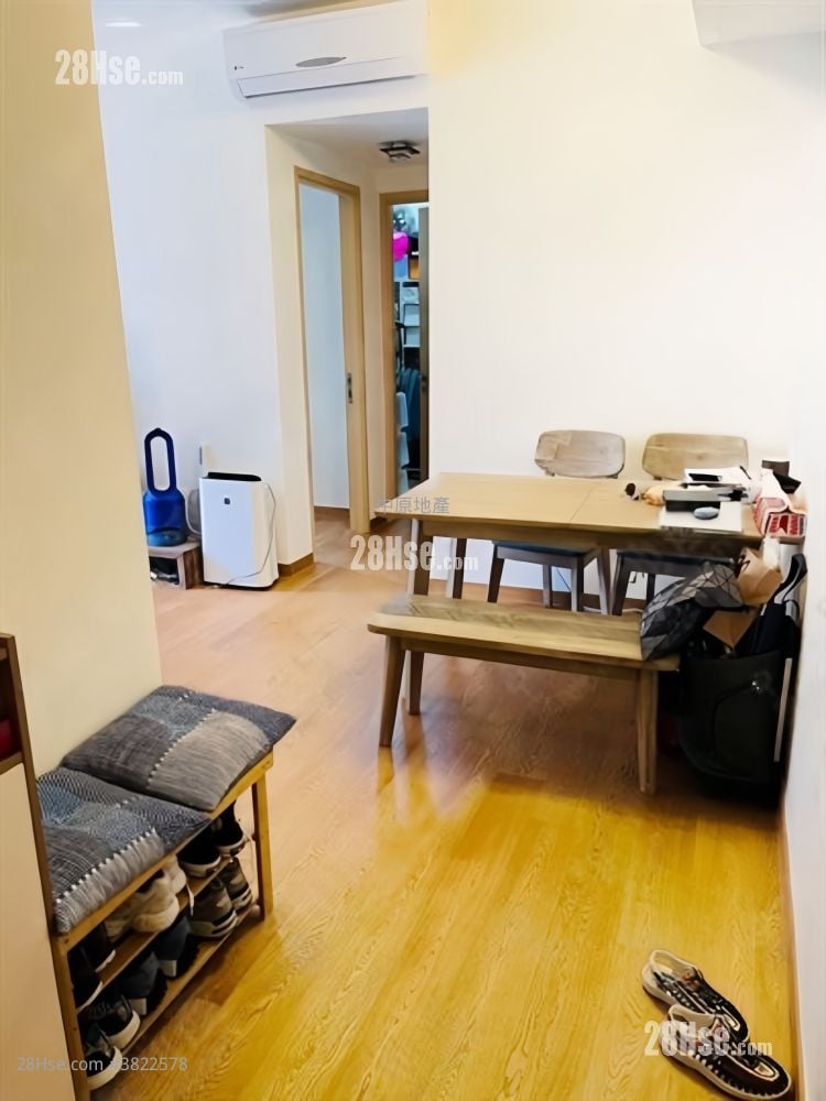 The Papillons Sell 2 Bedrooms , 1 Bathroom 513 ft²