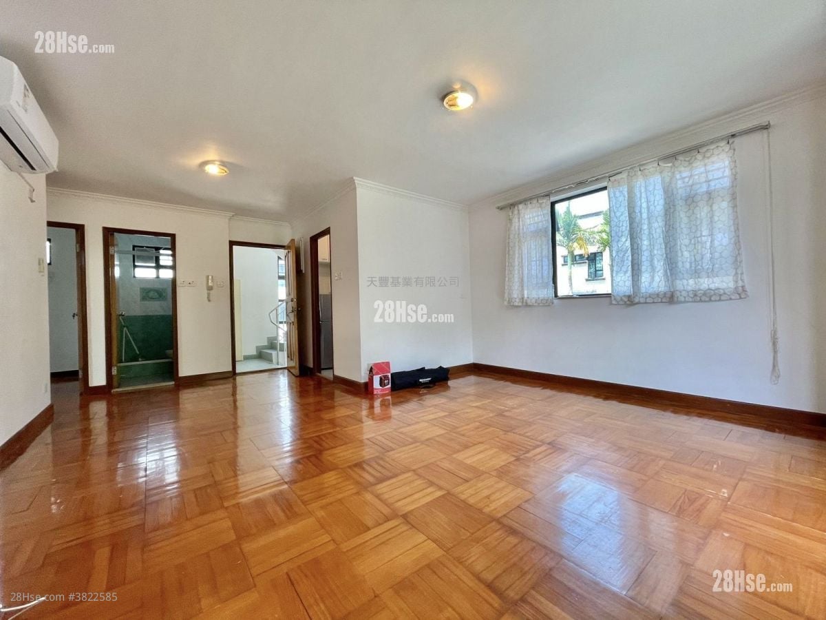 禾塘崗 租盤 3 房 , 2 浴室 700 平方呎