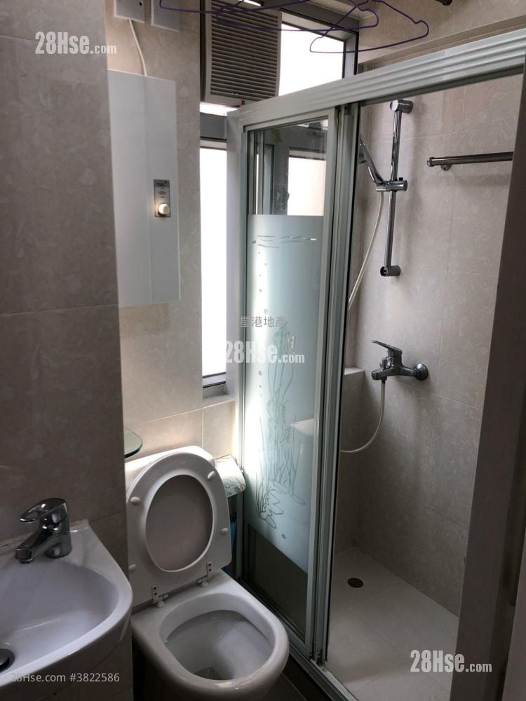 仁禮大廈 租盤 2 房 202 平方呎