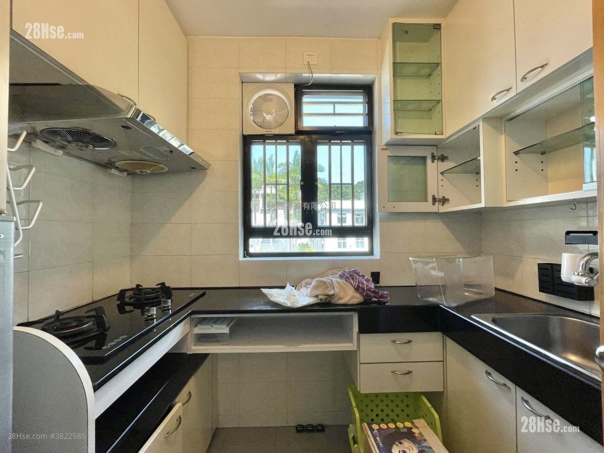 禾塘崗 租盤 3 房 , 2 浴室 700 平方呎