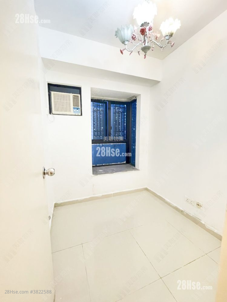 Royal Green Sell 3 Bedrooms , 1 Bathroom 551 ft²