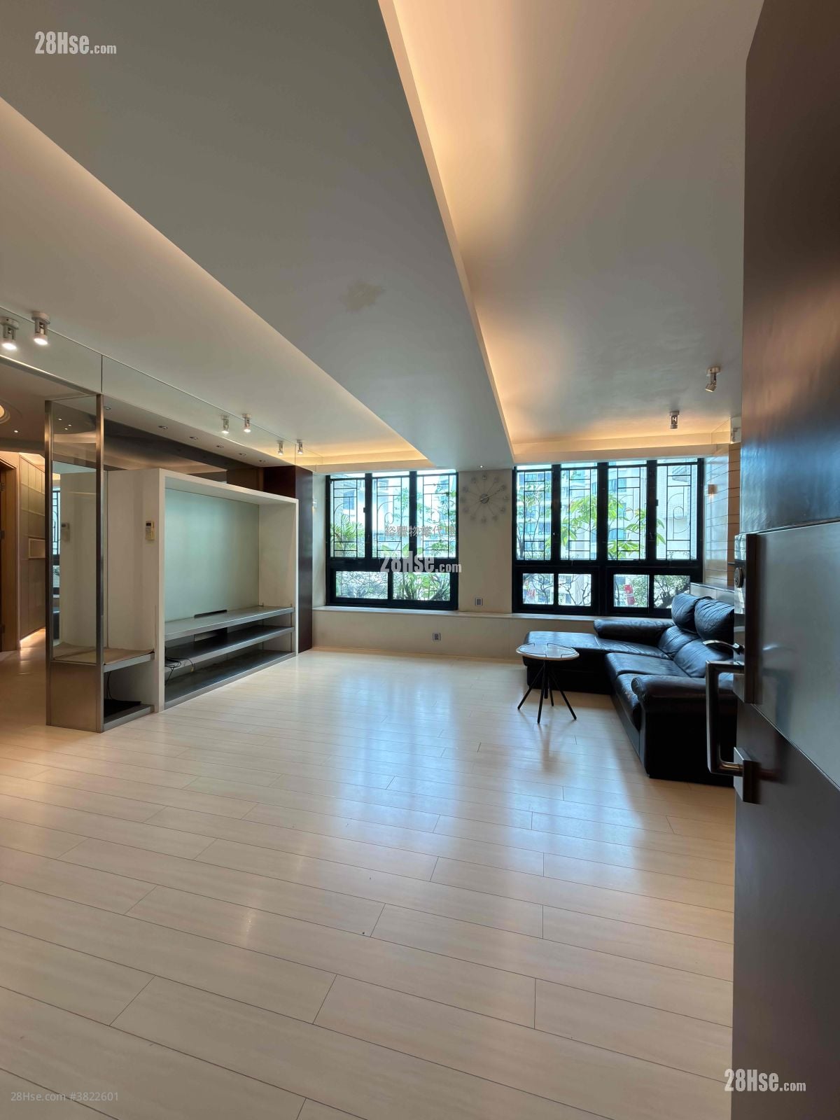 欣荣花园 售盘 5+ 房 , 4 浴室 731 平方尺