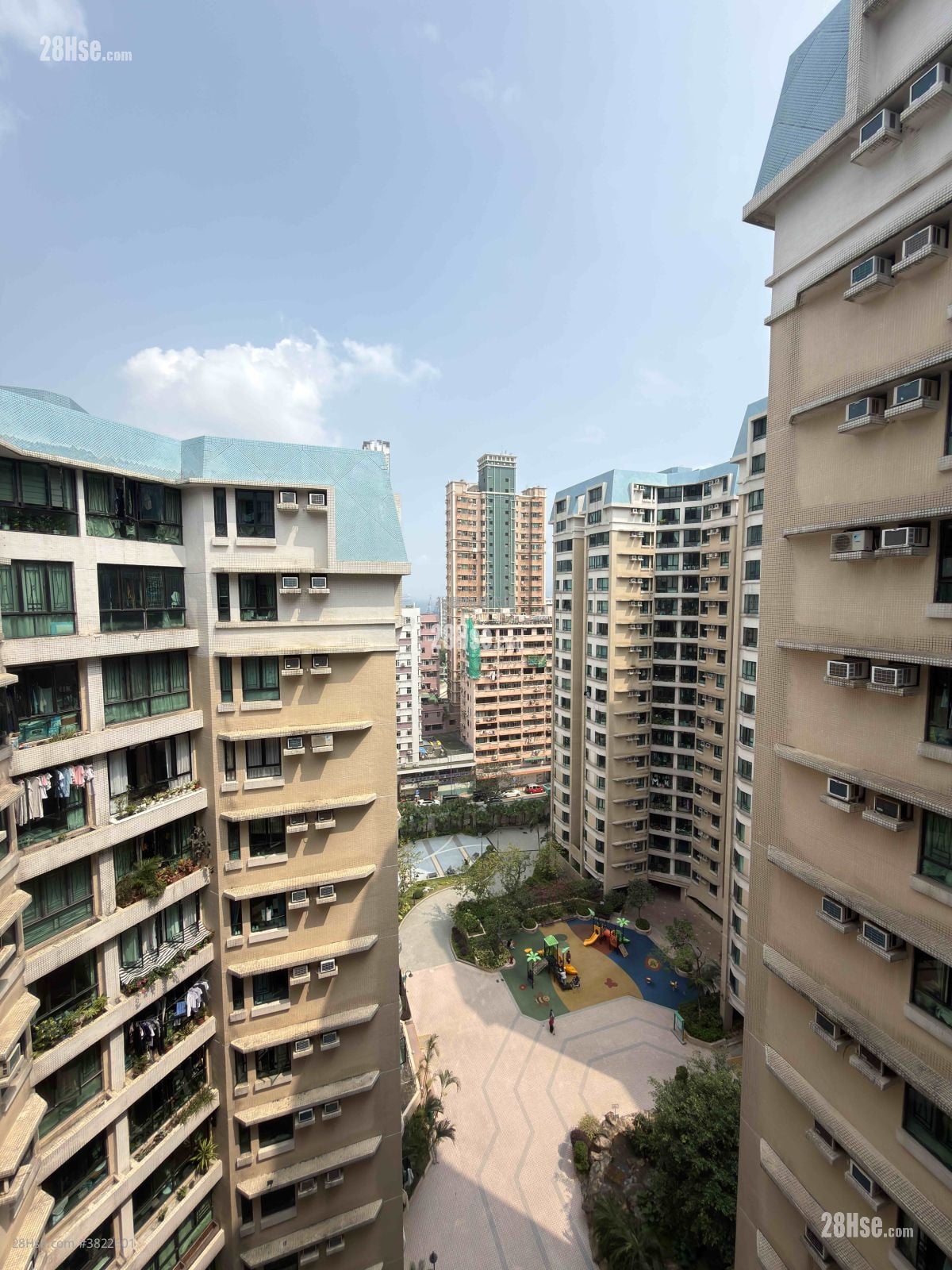 欣荣花园 售盘 5+ 房 , 4 浴室 731 平方尺