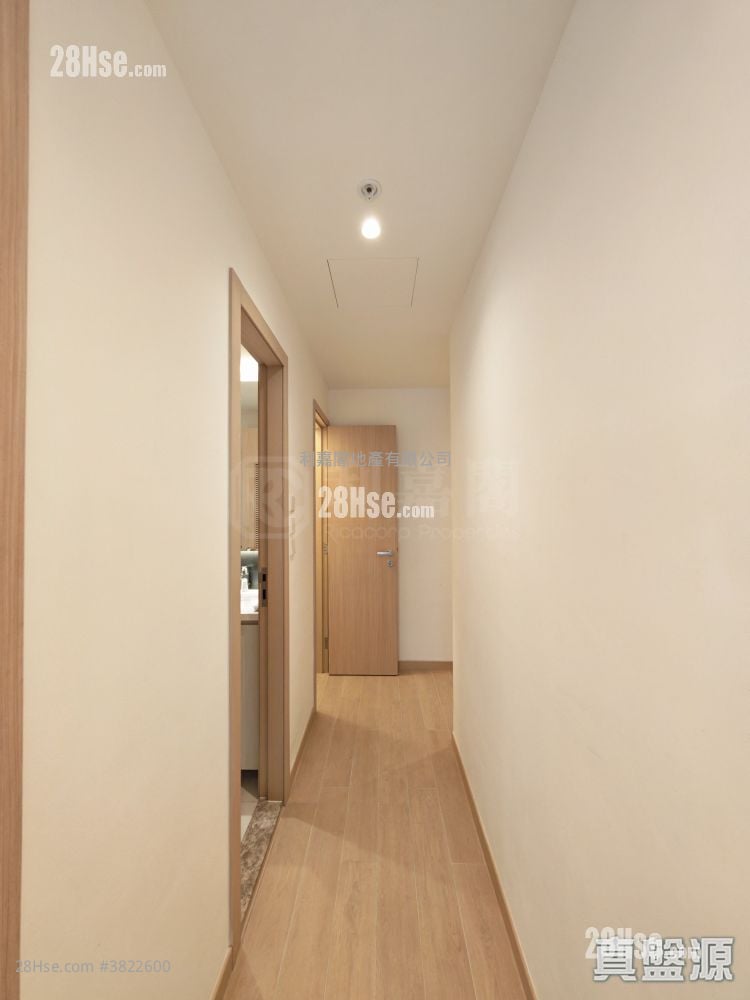 The Parkland Sell 2 Bedrooms 449 ft²