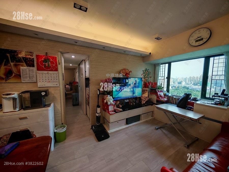 牽晴間 售盤 3 房 556 平方呎