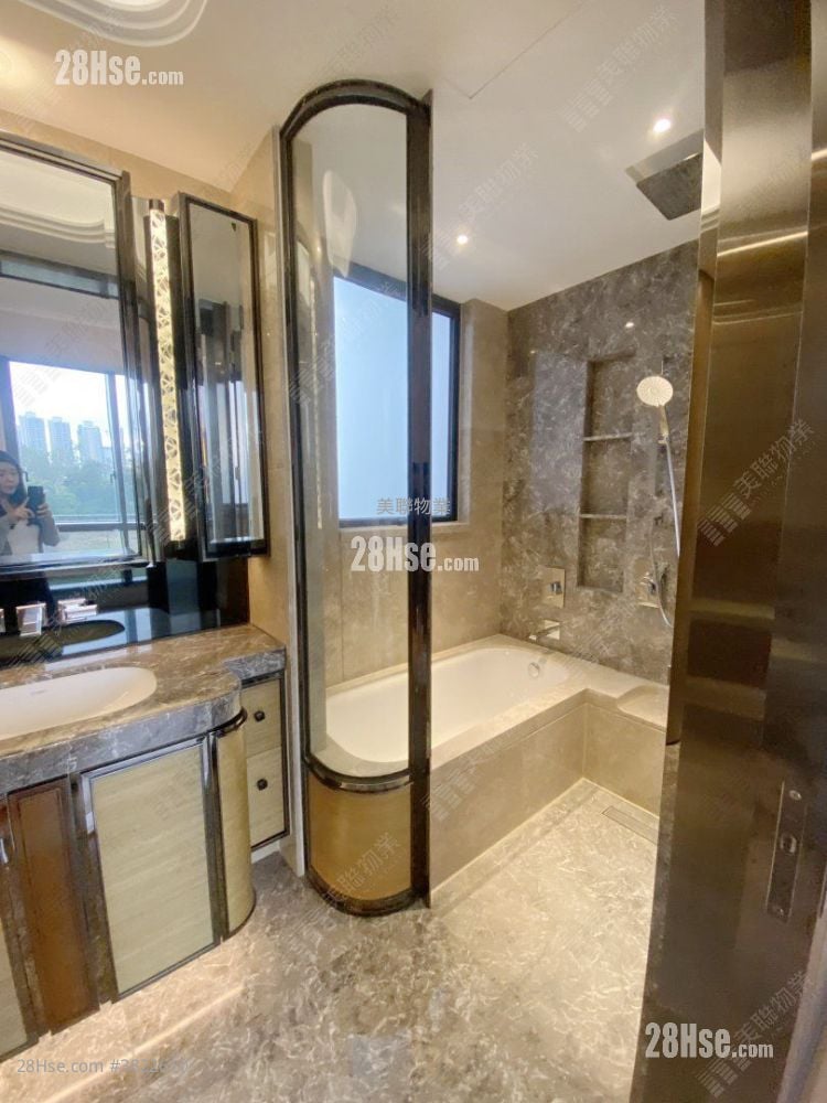 Eden Manor Sell 3 Bedrooms , 2 Bathrooms 960 ft²