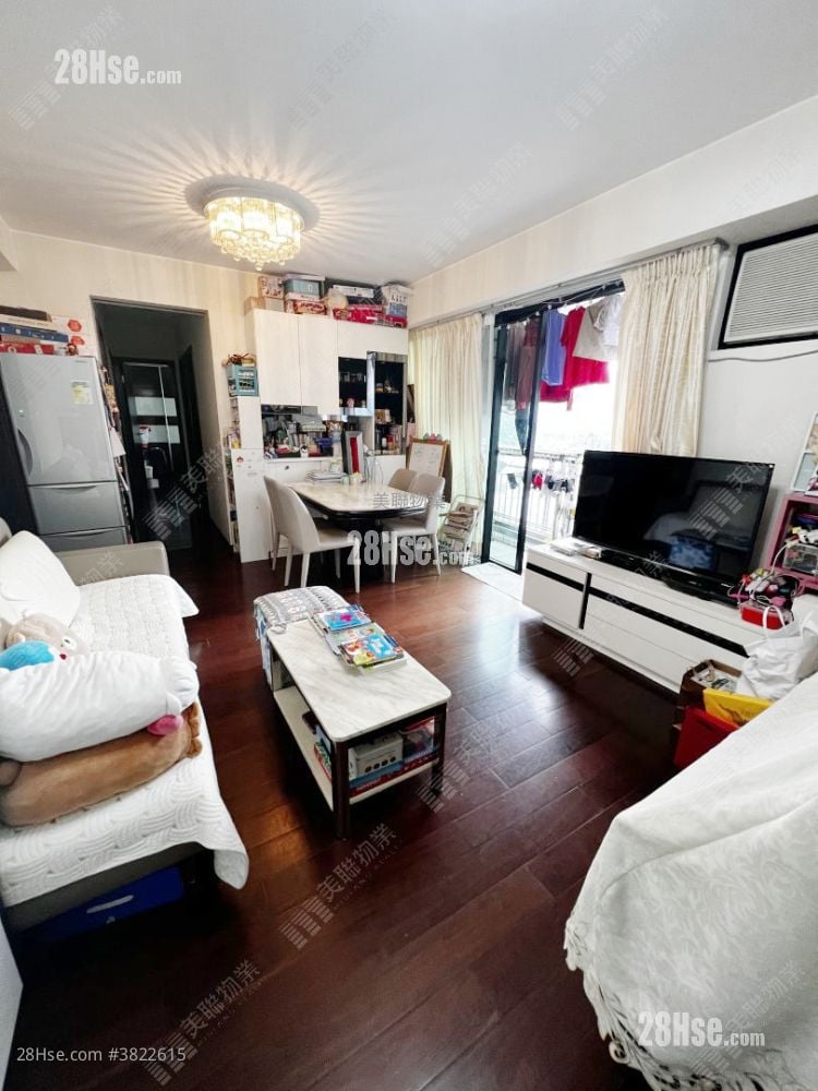 Royal Green Sell 4 Bedrooms , 2 Bathrooms 690 ft²