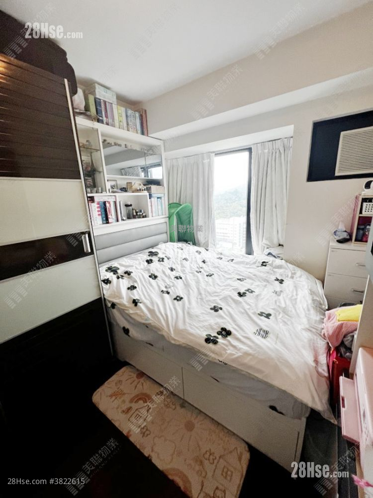 Royal Green Sell 4 Bedrooms , 2 Bathrooms 690 ft²