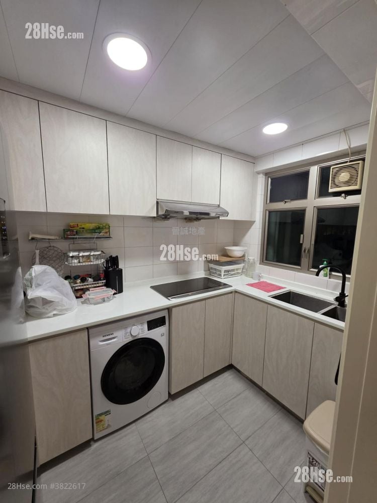 Bellagio Sell 2 Bedrooms , 1 Bathroom 515 ft²