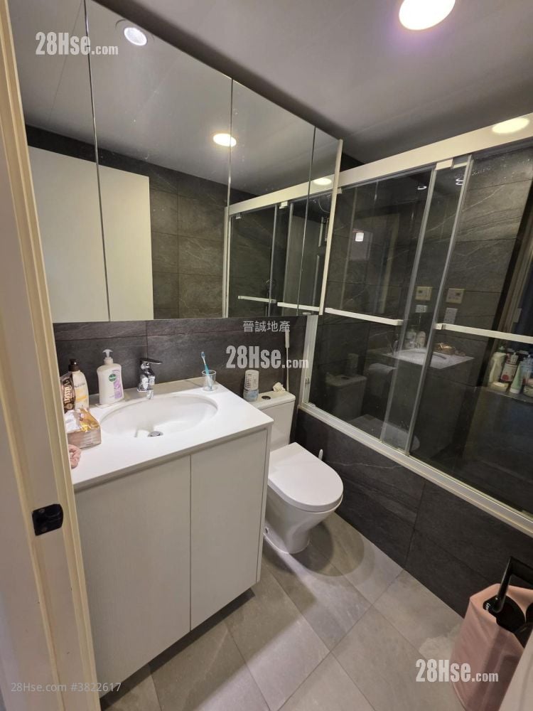 Bellagio Sell 2 Bedrooms , 1 Bathroom 515 ft²