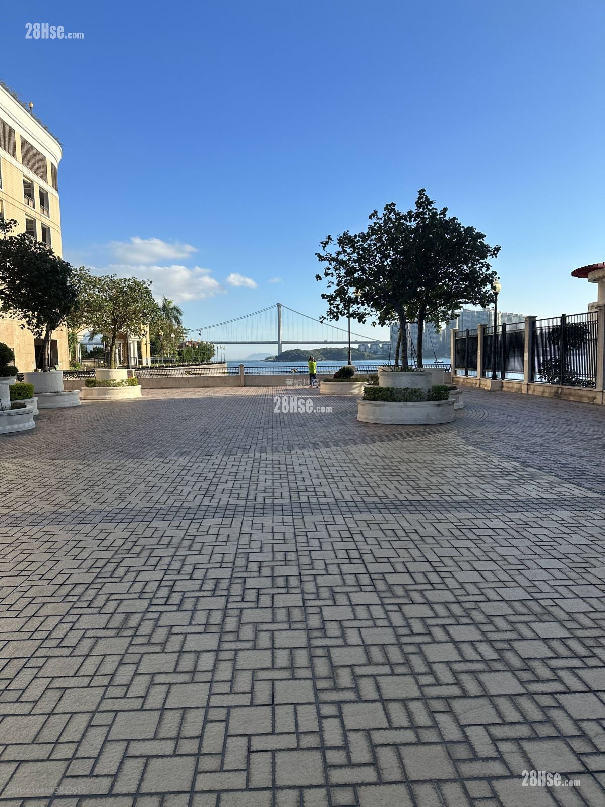 Bellagio Sell 2 Bedrooms , 1 Bathroom 515 ft²