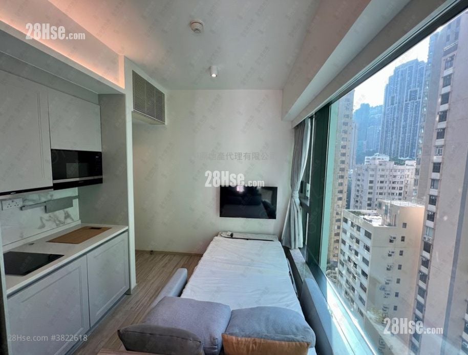 Central 8 Sell Studio 203 ft²