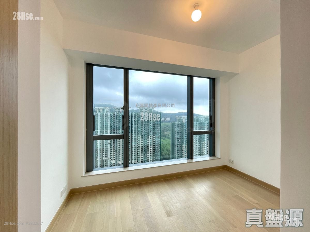 Montara Sell 3 Bedrooms , 2 Bathrooms 775 ft²