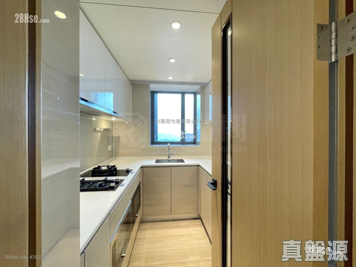 Montara Sell 3 Bedrooms , 2 Bathrooms 775 ft²