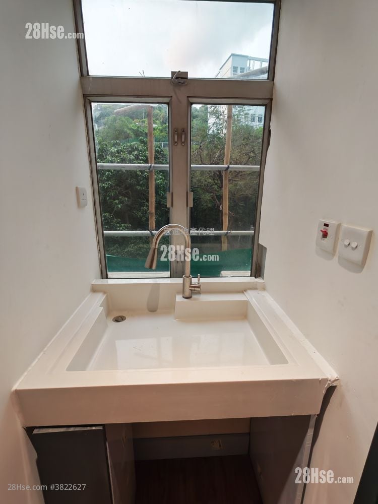 Yee Tak Factory Building Rental