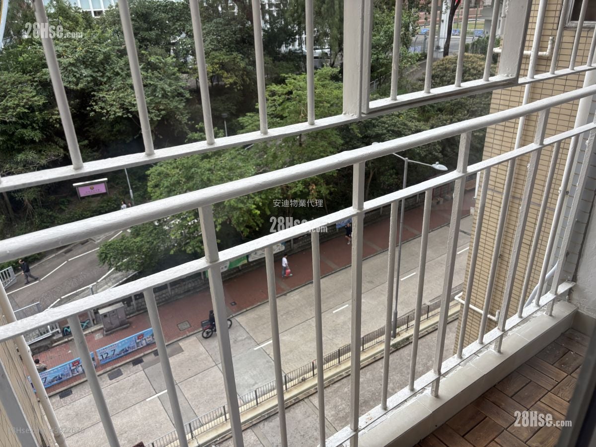 耀昌大廈 租盤 3 房 , 1 浴室 559 平方呎