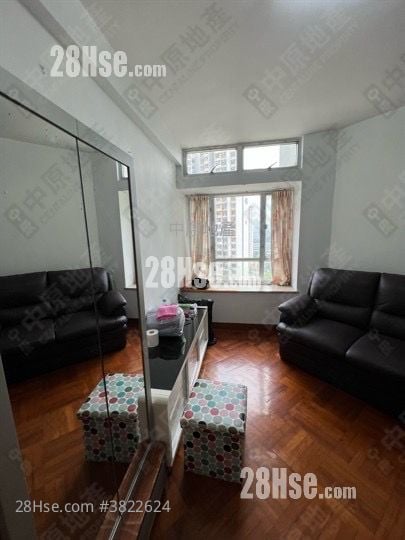 Kingswood Villas Sell 2 Bedrooms , 1 Bathroom 449 ft²