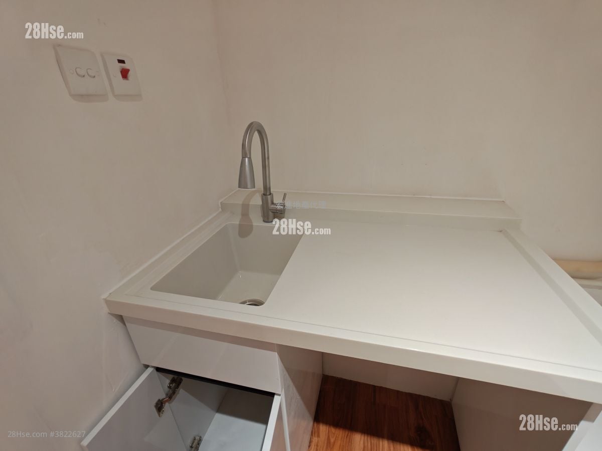 Yee Tak Factory Building Rental