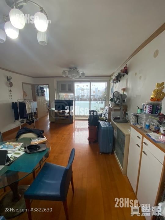 Lei King Wan Sell 3 Bedrooms , 2 Bathrooms 739 ft²