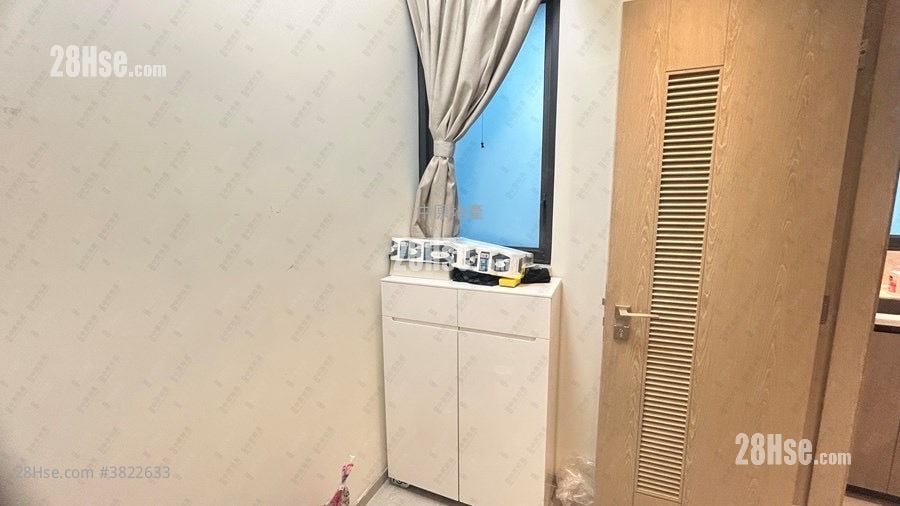 Wetland Seasons Park Sell 5+ Bedrooms , 2 Bathrooms 816 ft²