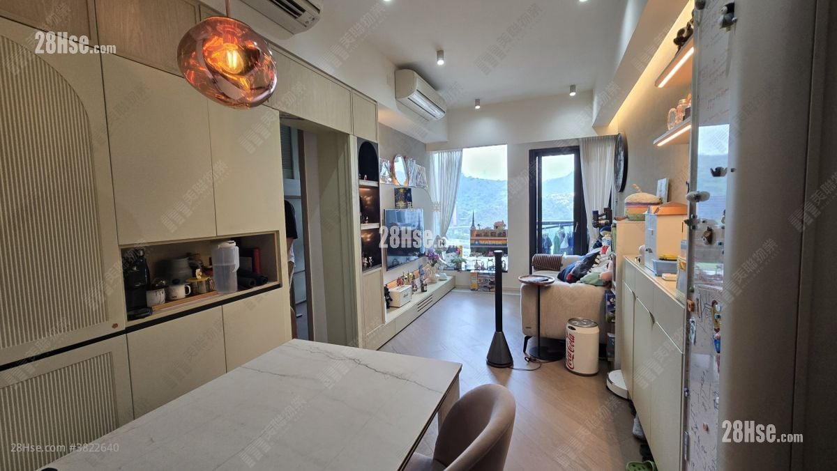 柏傲莊 售盤 3 房 , 2 浴室 671 平方呎