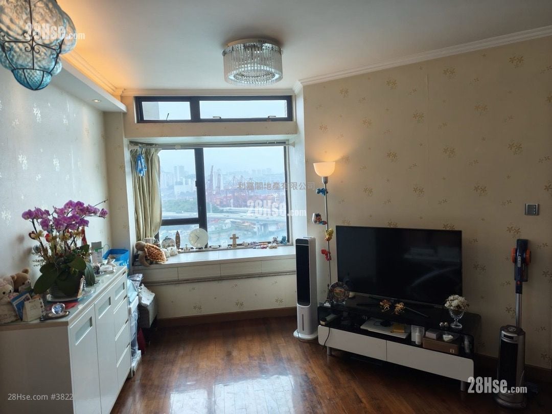 Grand Horizon Sell 2 Bedrooms 451 ft²